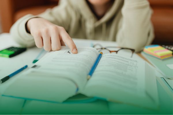 Cara Membaca Buku yang Efektif: Agar Melekat dalam Ingatan
