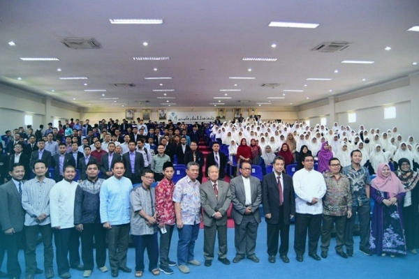 Malam Literasi Santri: Merawat Tradisi, Membangun Peradaban