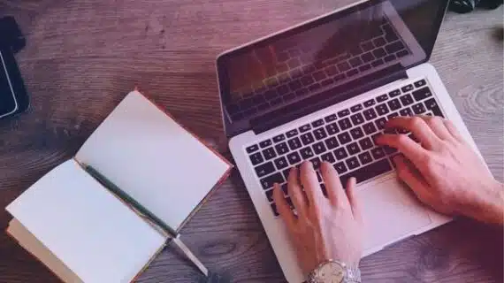10 Tips Sederhana Keterampilan Menulis Artikel Bagi Mahasiswa